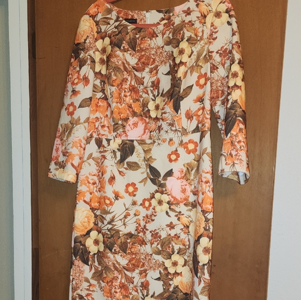 Talbots Floral Dress in Orange and Cream - Picture 2 of 4